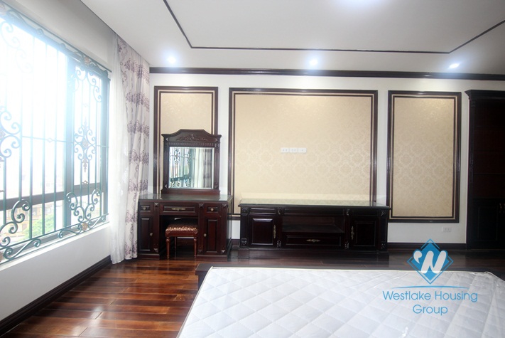03 bedrooms apartment in the high floor for rent in Tay Ho district.